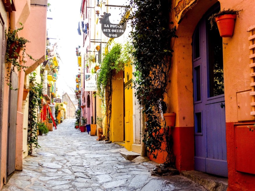 Collioure France, Southern French Coastal Town, Colorful houses, Colorful French homes