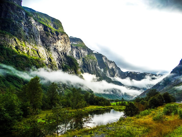 Where To Stay & Eat In Eidfjord