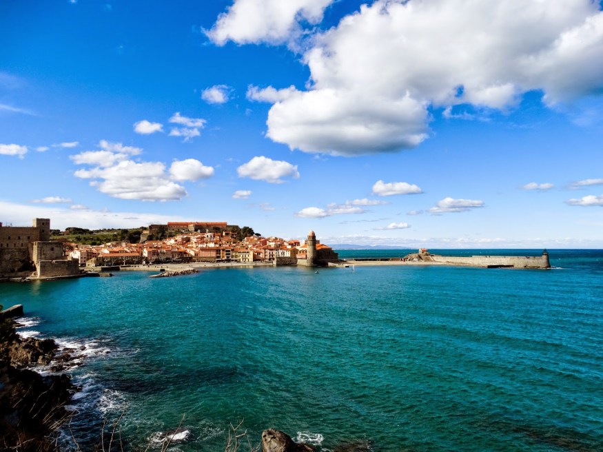 Collioure France, Southern French Coastal Town, Colorful houses, Colorful French homes