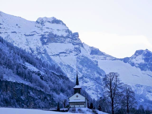 Switzerland in winter Traveling to Switzerland Blog, Switzerland Blog, Lake Oeschinensee in winter