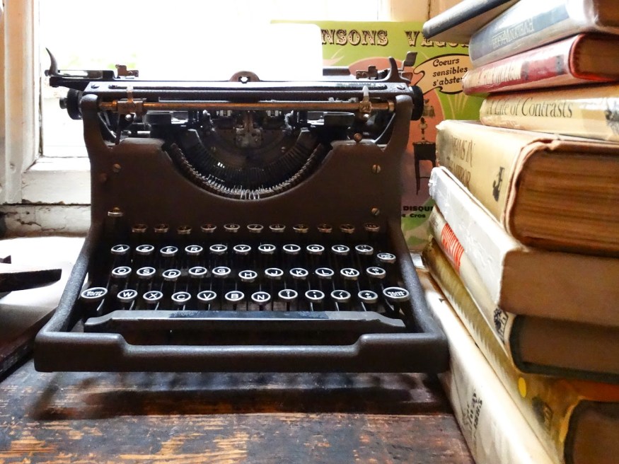 Paris Travel Photography, Shakespeare and Company, Paris things to do, Paris unusual things to do 