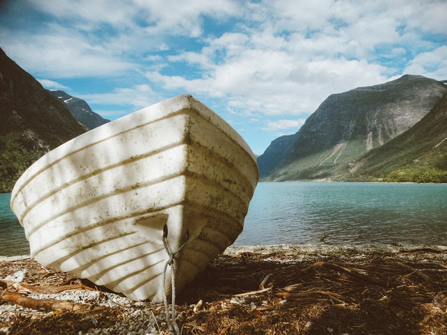 Lake Lovatnet Noway Travel Blog