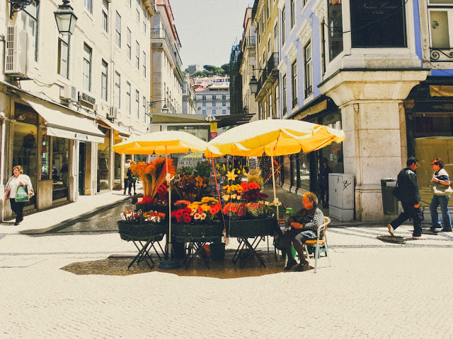 Lisbon Portugal Blog, Lisbon Portugal Photography, Portugal Streets, flower cart