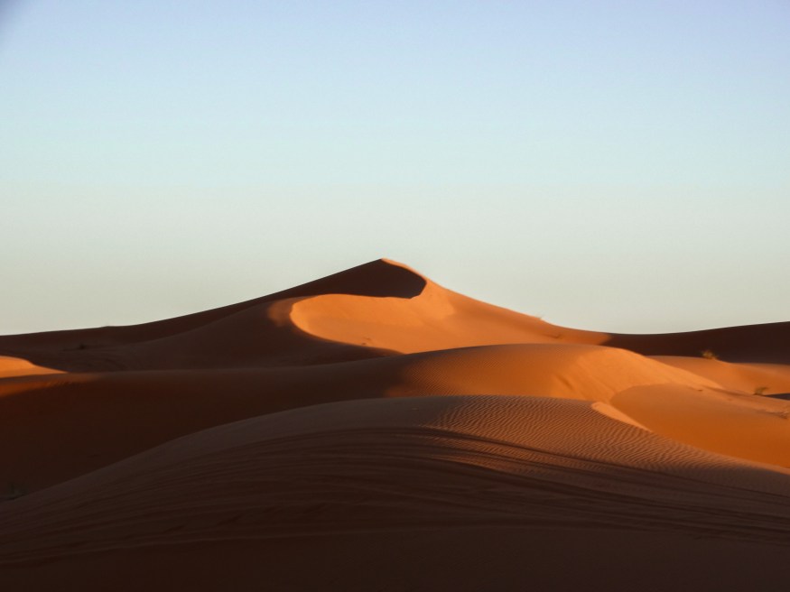 Visiting the Sahara Dessert, Camping in the Sahara, Sahara desert dunes, Sahara desert blog