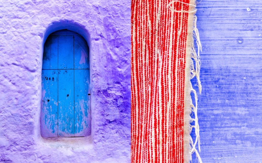 Chefchaouen Morocco Photography, Chefchaouen Morocco Blog, Chefchaouen Morocco blue door, Morocco Tapestry 